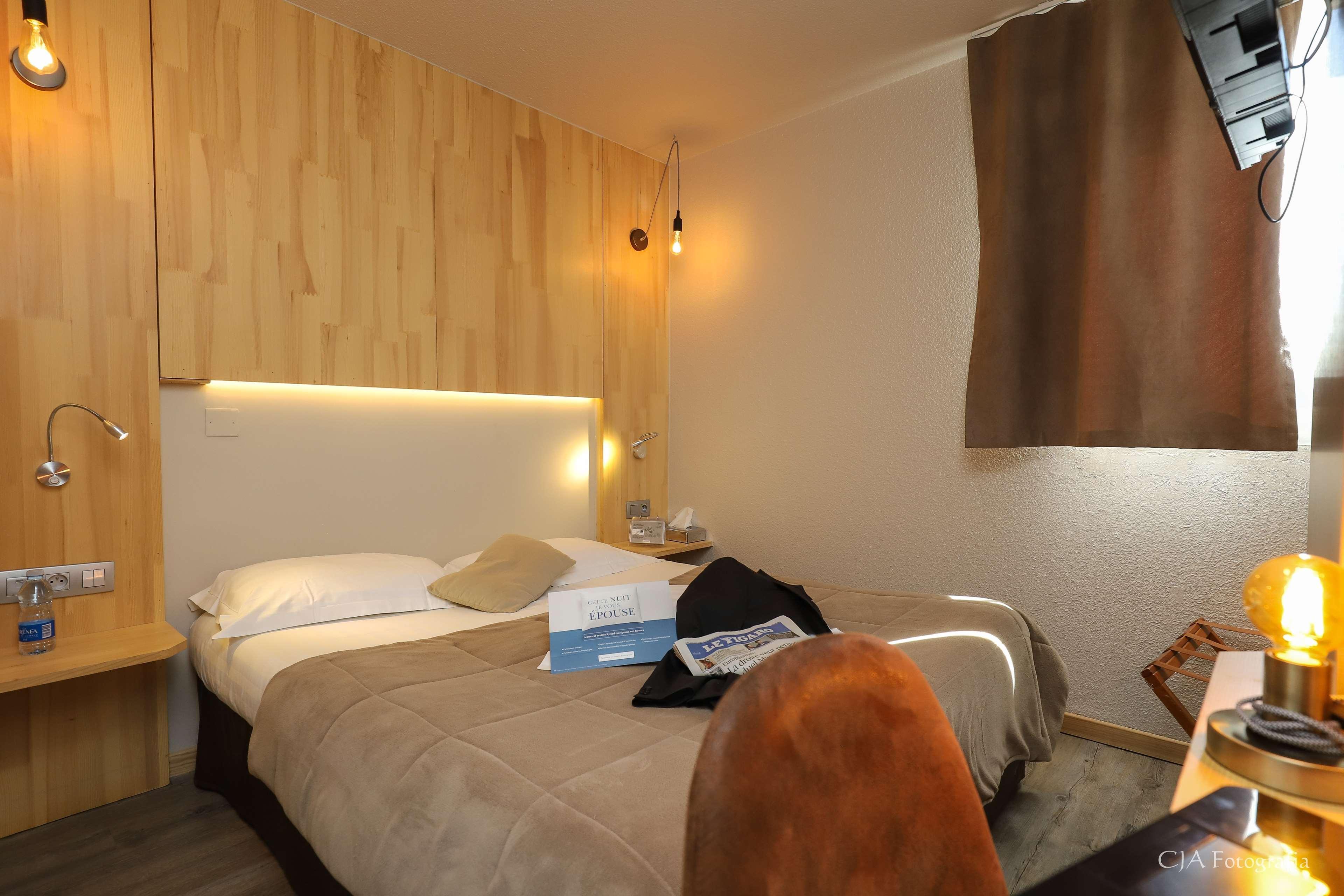 Hotel Restaurant Kyriad Brive Centre Ngoại thất bức ảnh