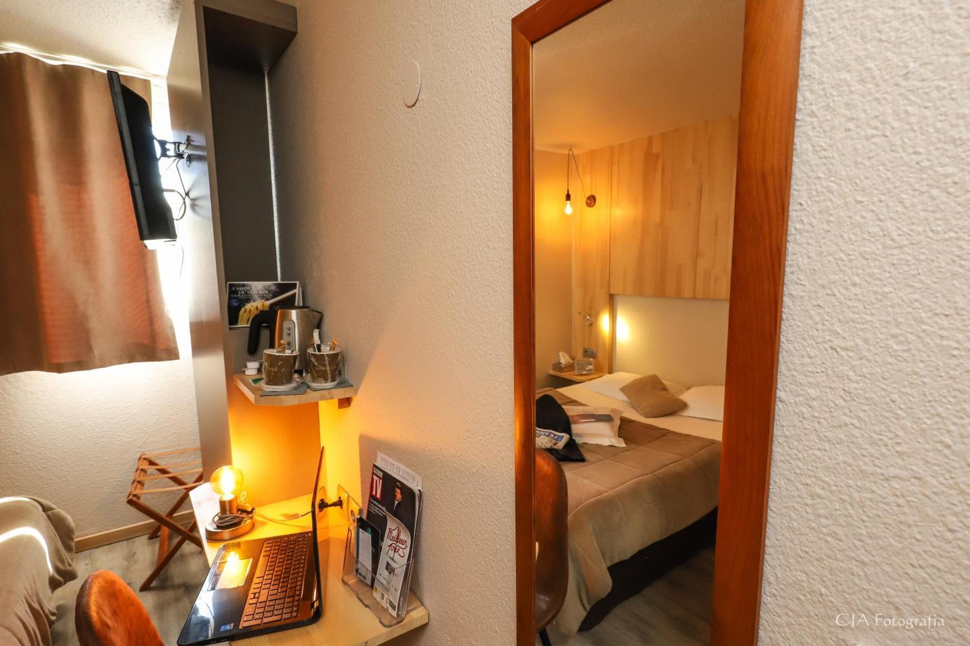 Hotel Restaurant Kyriad Brive Centre Ngoại thất bức ảnh